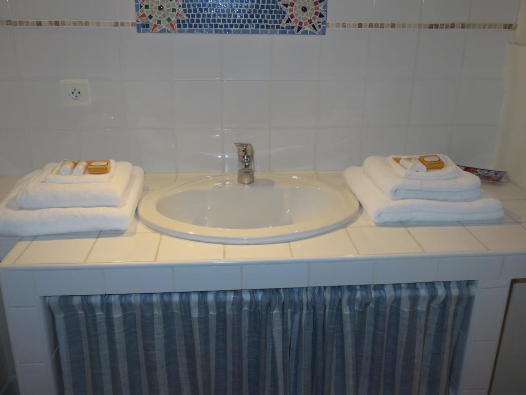 Le Clos Des Canebiers Bed & Breakfast Grasse Cameră foto