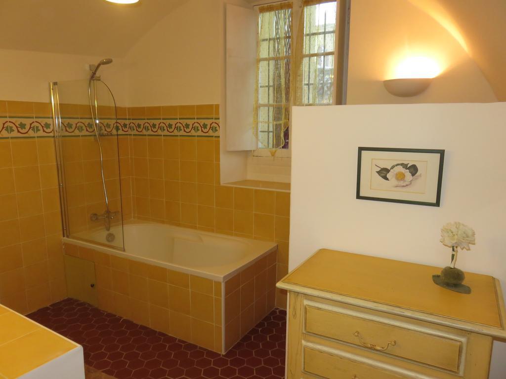 Le Clos Des Canebiers Bed & Breakfast Grasse Cameră foto