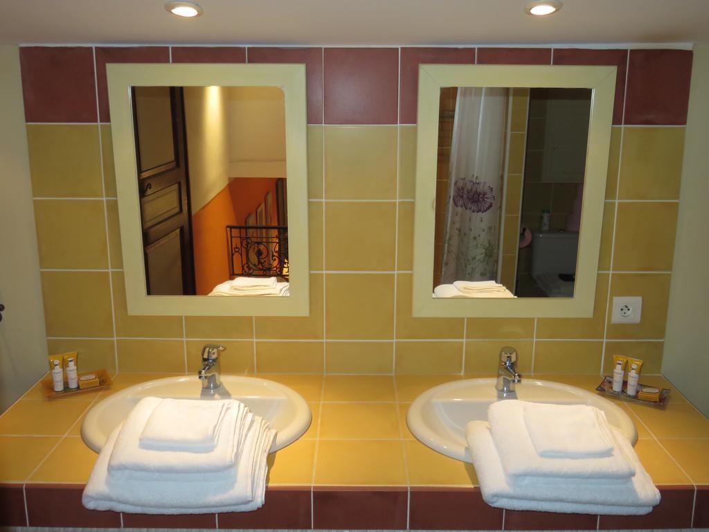Le Clos Des Canebiers Bed & Breakfast Grasse Cameră foto