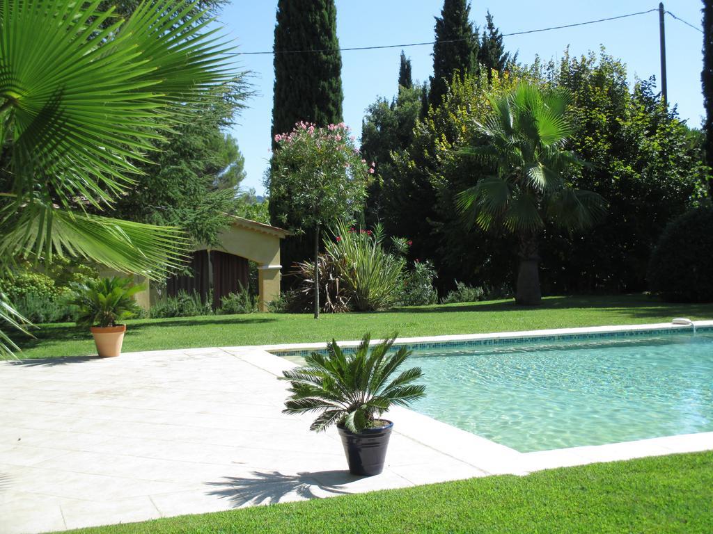 Le Clos Des Canebiers Bed & Breakfast Grasse Exterior foto
