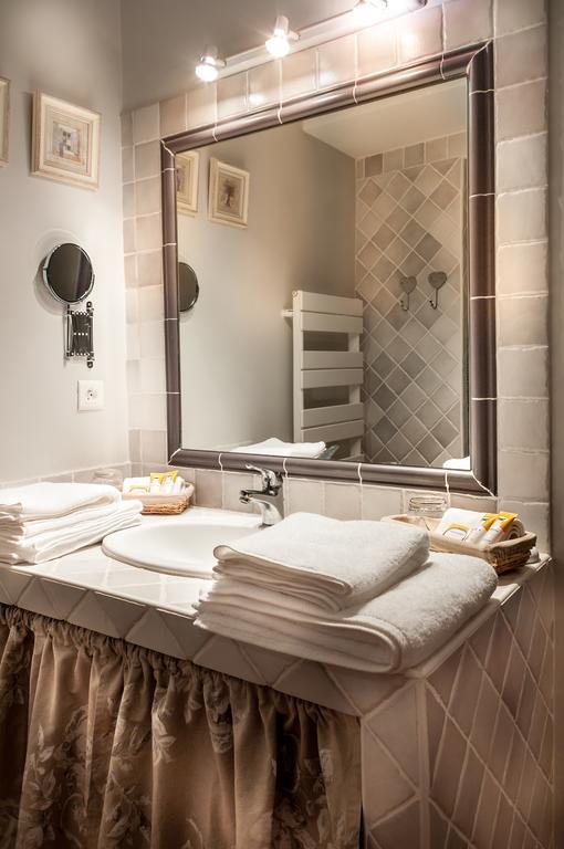 Le Clos Des Canebiers Bed & Breakfast Grasse Cameră foto