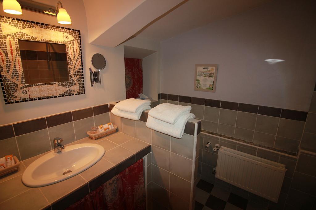 Le Clos Des Canebiers Bed & Breakfast Grasse Exterior foto