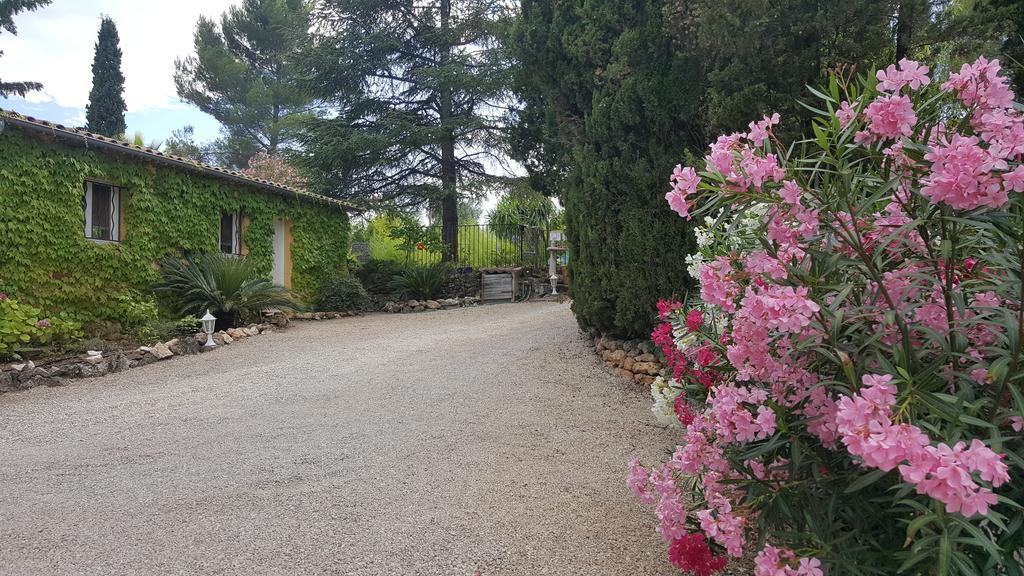 Le Clos Des Canebiers Bed & Breakfast Grasse Exterior foto