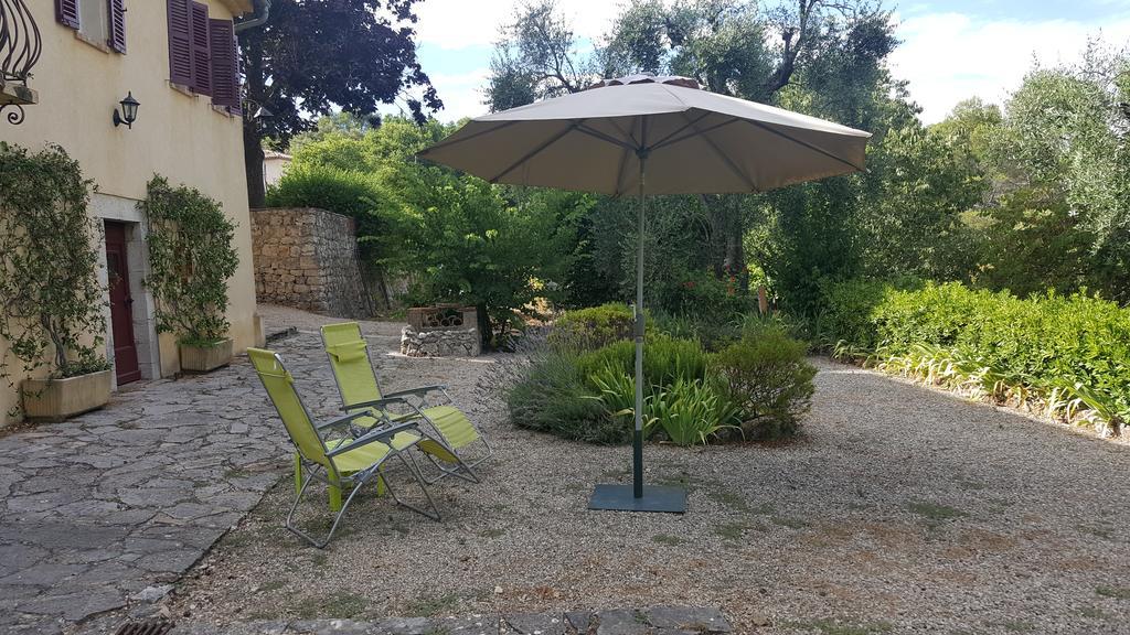 Le Clos Des Canebiers Bed & Breakfast Grasse Exterior foto
